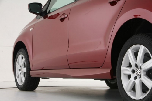 Накладки на пороги Polo тюнинг