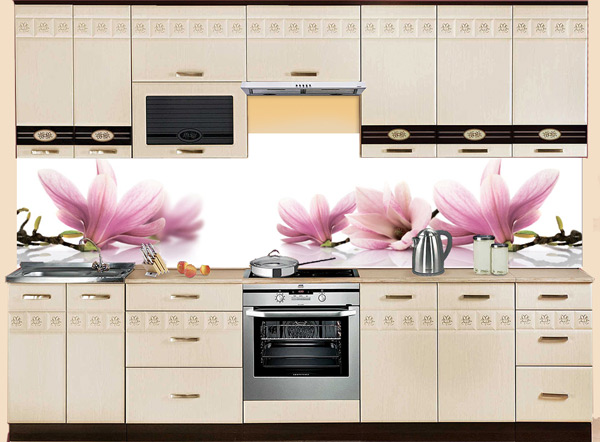 Фартук МДФ SP 186 с розовыми магнолиями в интерьере