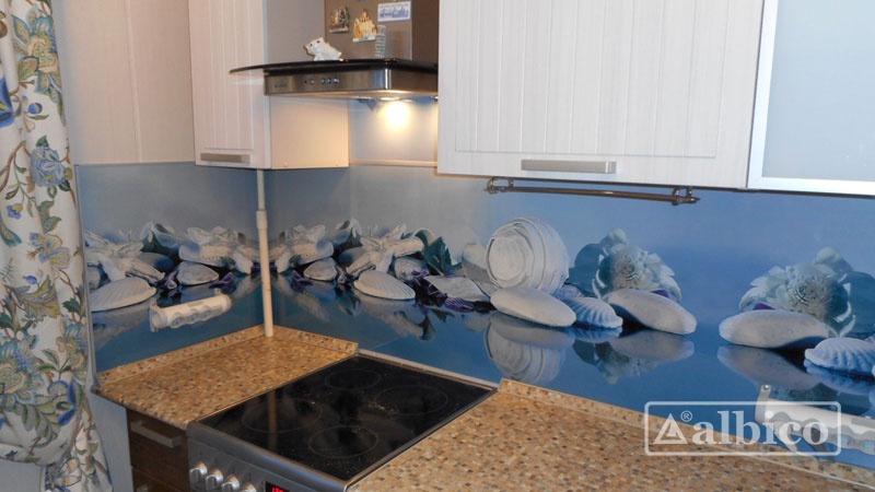 Фартук МДФ SP 027 с ракушками в интерьере