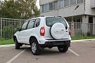 Бокс запасного колеса  Chevrolet Niva со значком
